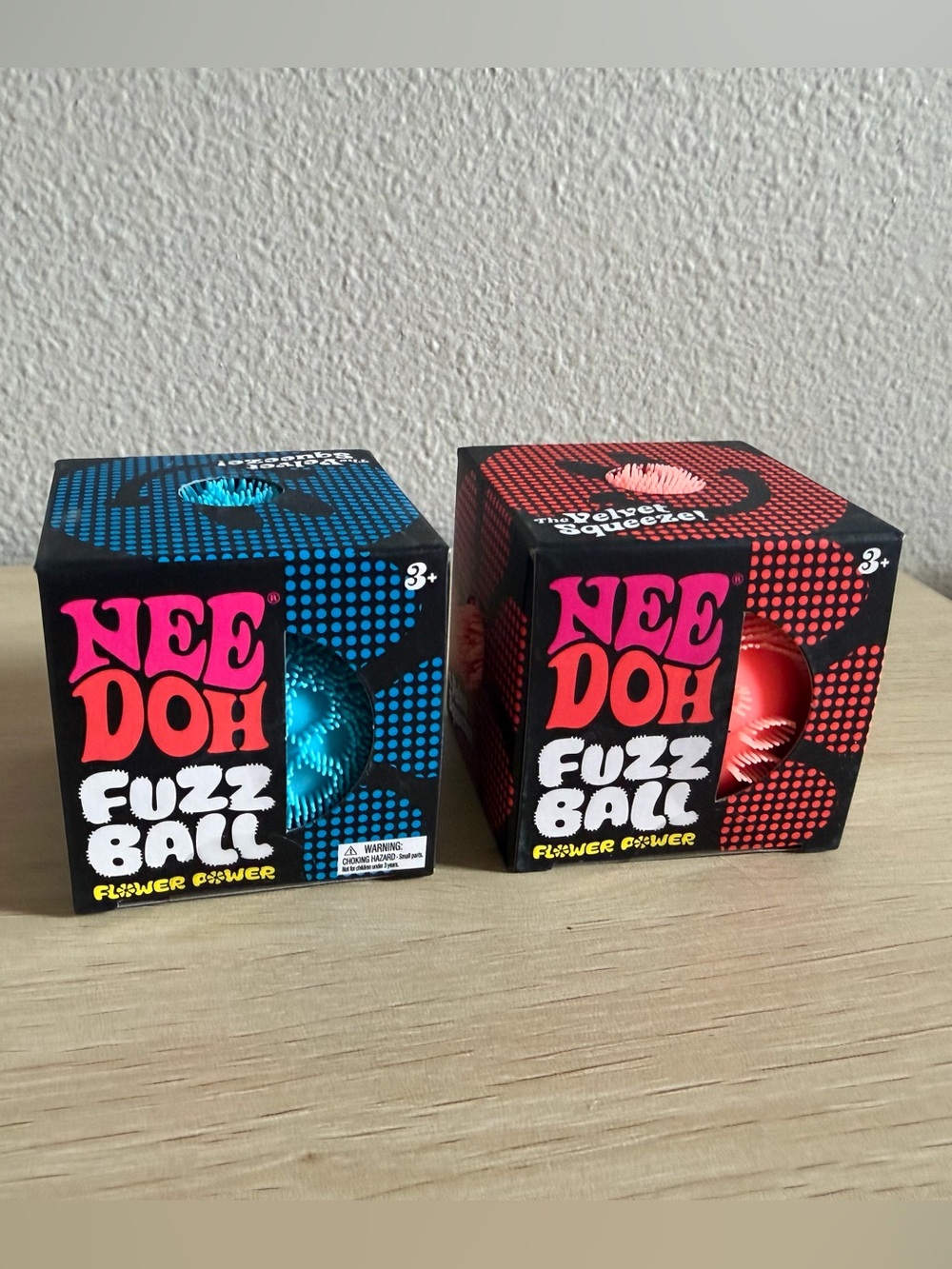 NeeDoh Flower Power Fuzz Ball Duo